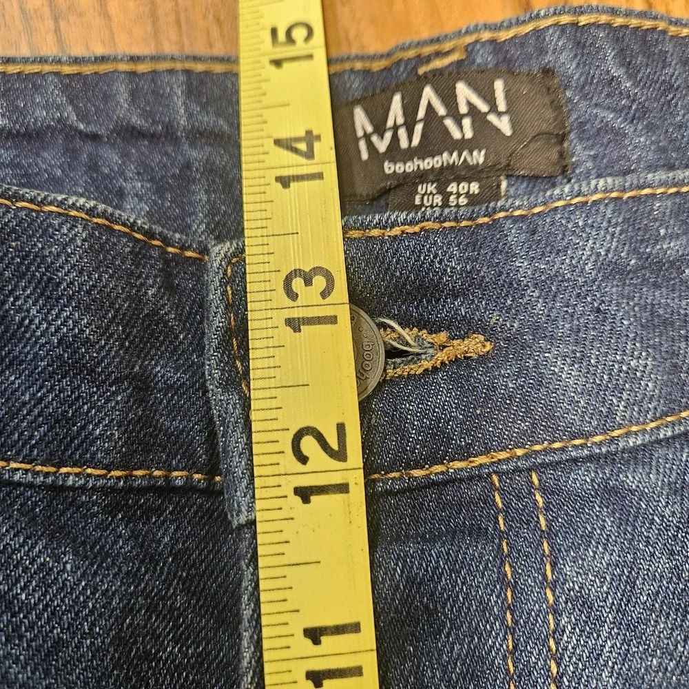 Boohoo Man‎ Ultra Wide Leg Y2K Jeans 40 x 33 Baggy Skater Patches Distressed